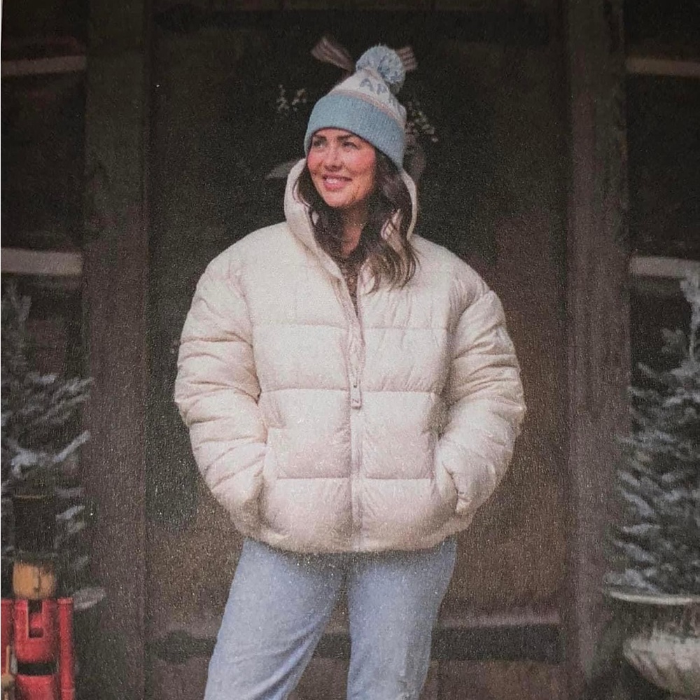 Jilly box cream jacket xl Jillian Harris Noize